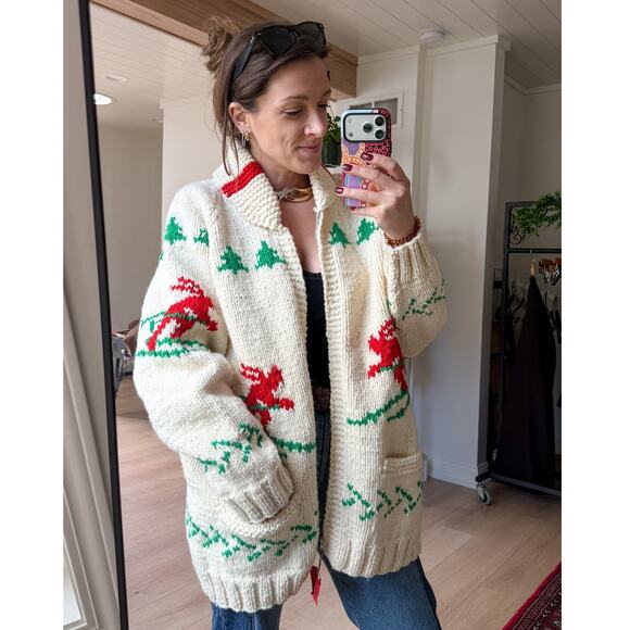 **SOLD** Knit Mary Maxim Cowichan Cream Ski Theme Wool Sweater unisex - Picture 6 of 8